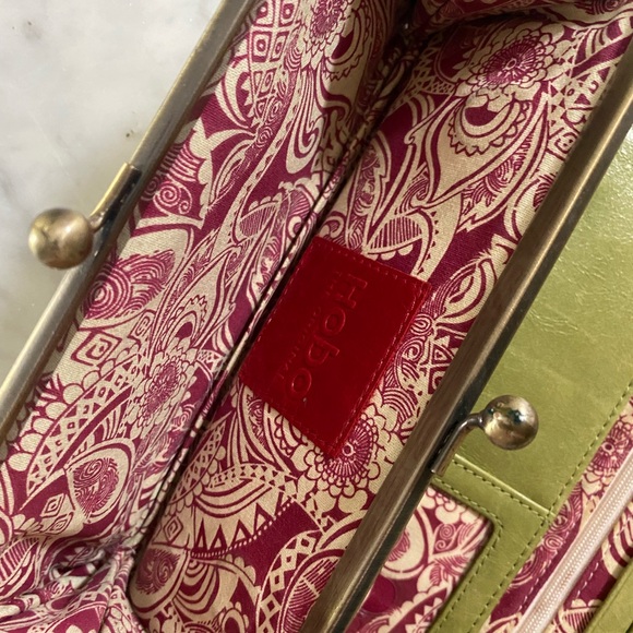 Hobo Women’s Leather Wallet - Light Green, Paisley Lining 🌿💫 - Picture 12 of 13